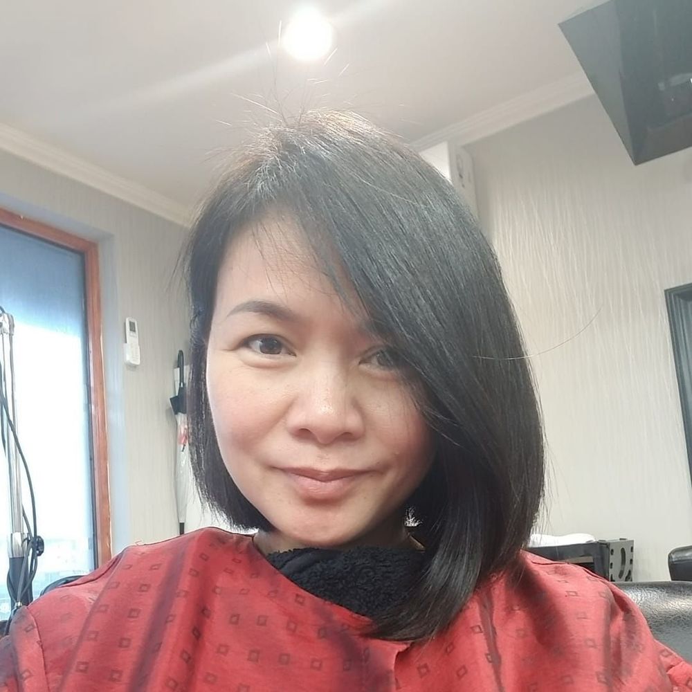 Meet your Posher, Huong